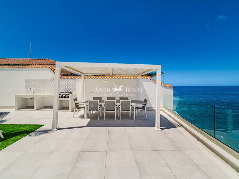 Villa for Sale in Puerto De Santiago, Tenerife 7