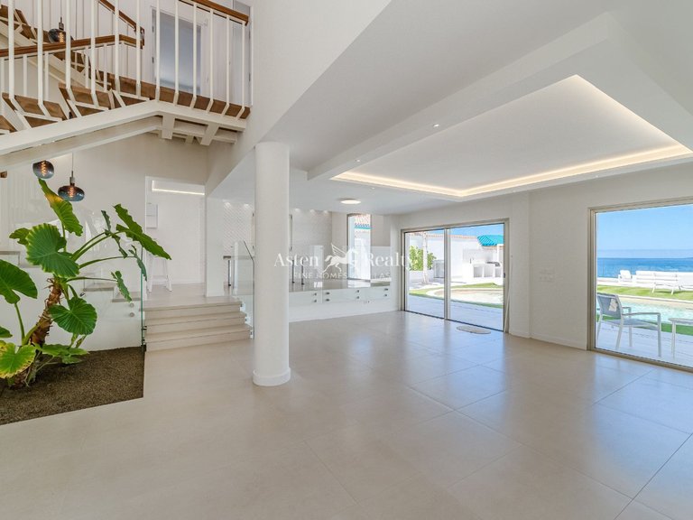 Villa for Sale in Puerto De Santiago, Tenerife 9