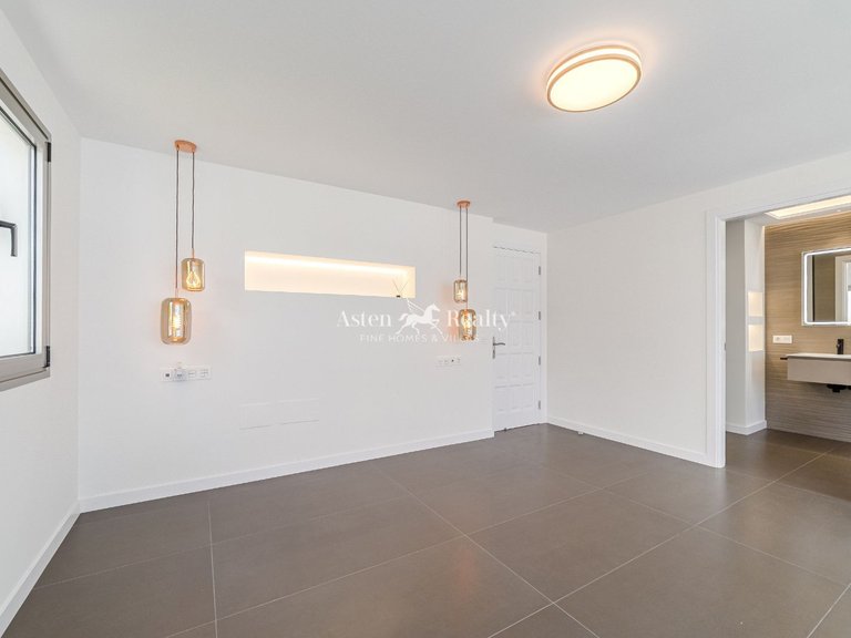 Villa for Sale in Puerto De Santiago, Tenerife 25