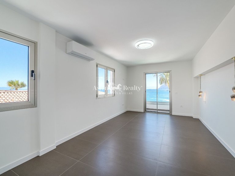 Villa for Sale in Puerto De Santiago, Tenerife 27