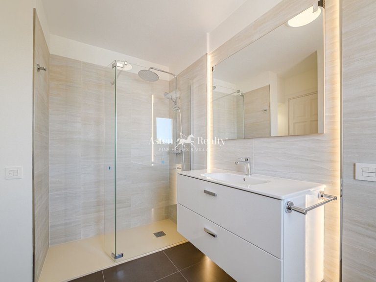Villa for Sale in Puerto De Santiago, Tenerife 30