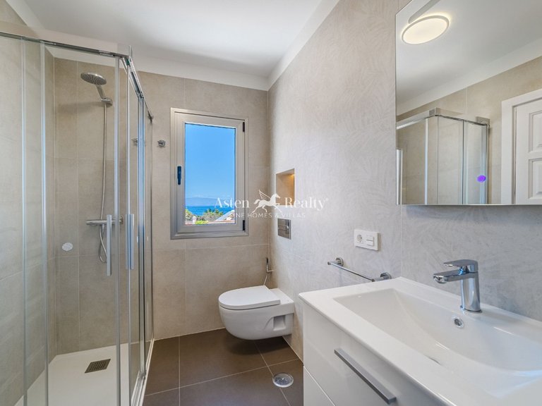 Villa for Sale in Puerto De Santiago, Tenerife 33