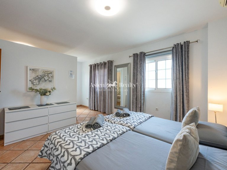 Villa for Sale in Golf Del Sur, Tenerife 7