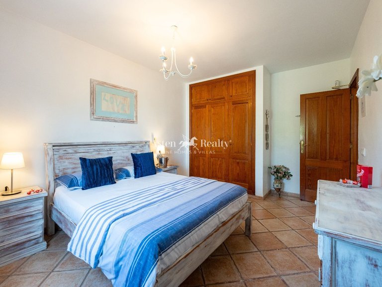 Villa for Sale in Golf Del Sur, Tenerife 14