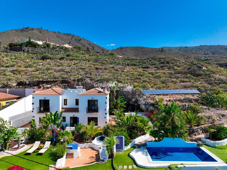Villa for Sale in Tejina De Isora, Tenerife 2