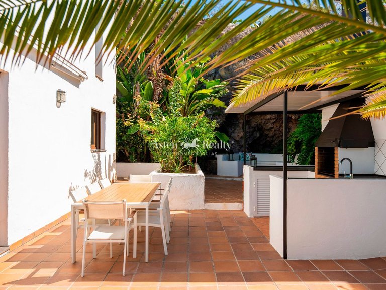 Villa for Sale in Tejina De Isora, Tenerife 8