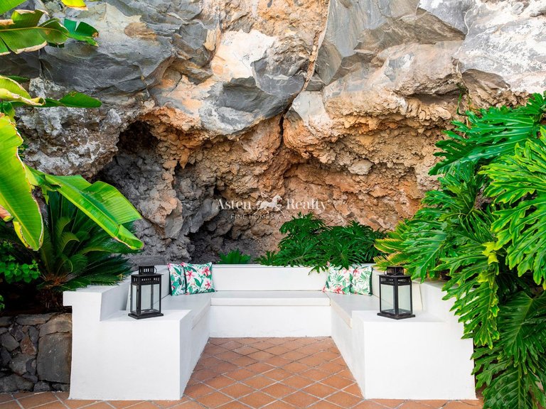 Villa for Sale in Tejina De Isora, Tenerife 9