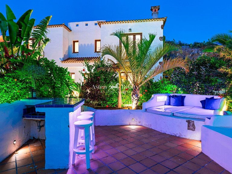 Villa for Sale in Tejina De Isora, Tenerife 18