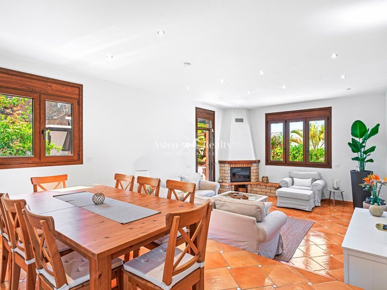 Villa for Sale in Tejina De Isora, Tenerife 25