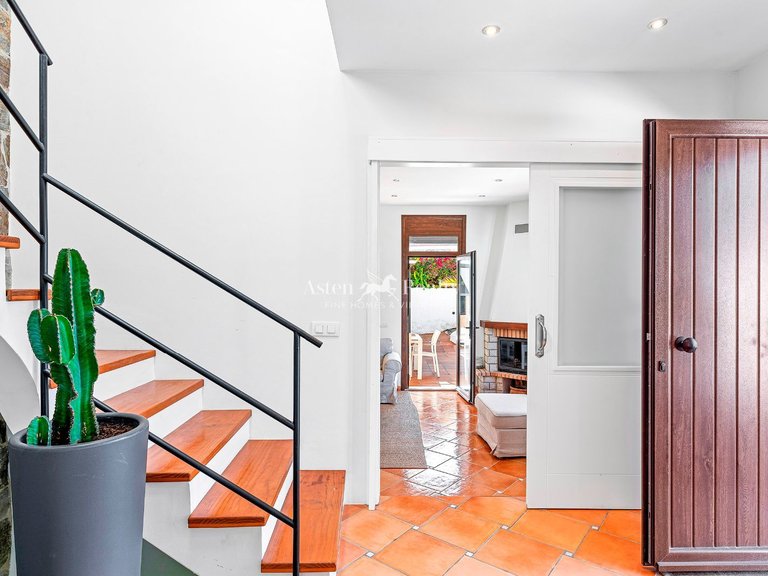 Villa for Sale in Tejina De Isora, Tenerife 29