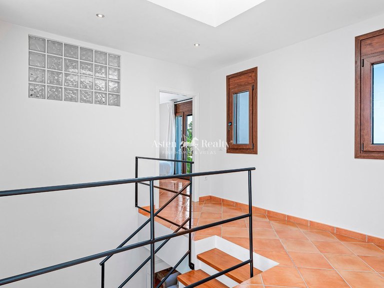 Villa for Sale in Tejina De Isora, Tenerife 34