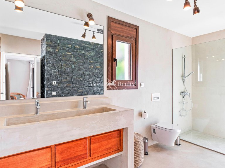 Villa for Sale in Tejina De Isora, Tenerife 37