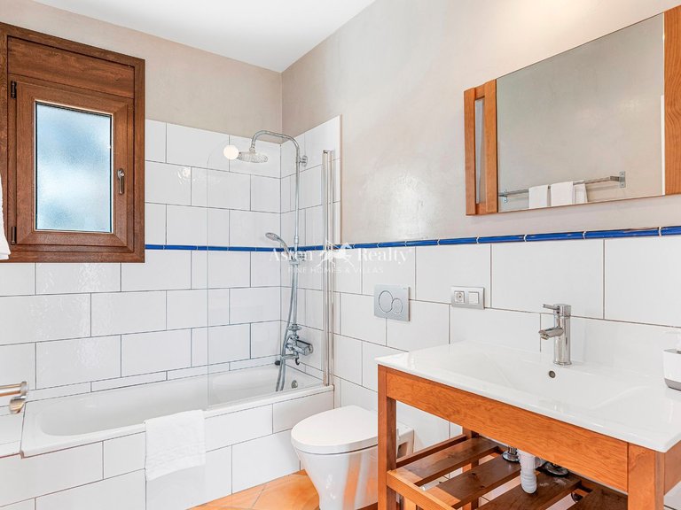 Villa for Sale in Tejina De Isora, Tenerife 39