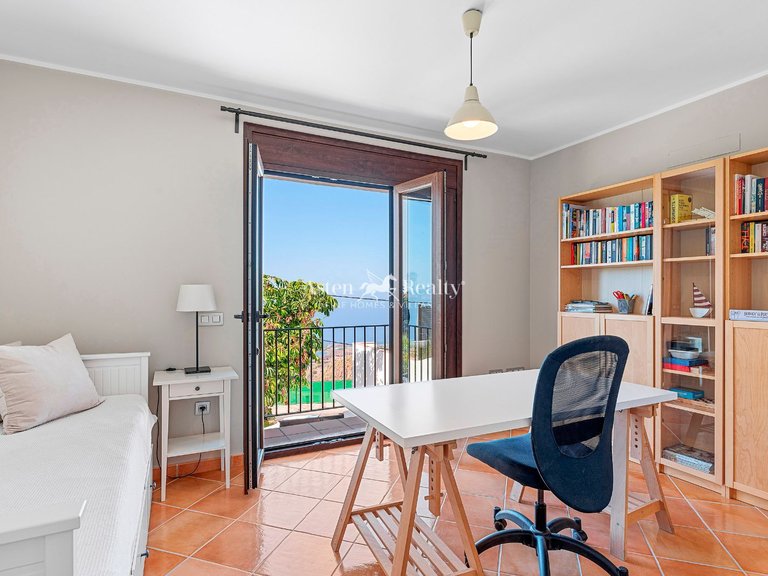 Villa for Sale in Tejina De Isora, Tenerife 40
