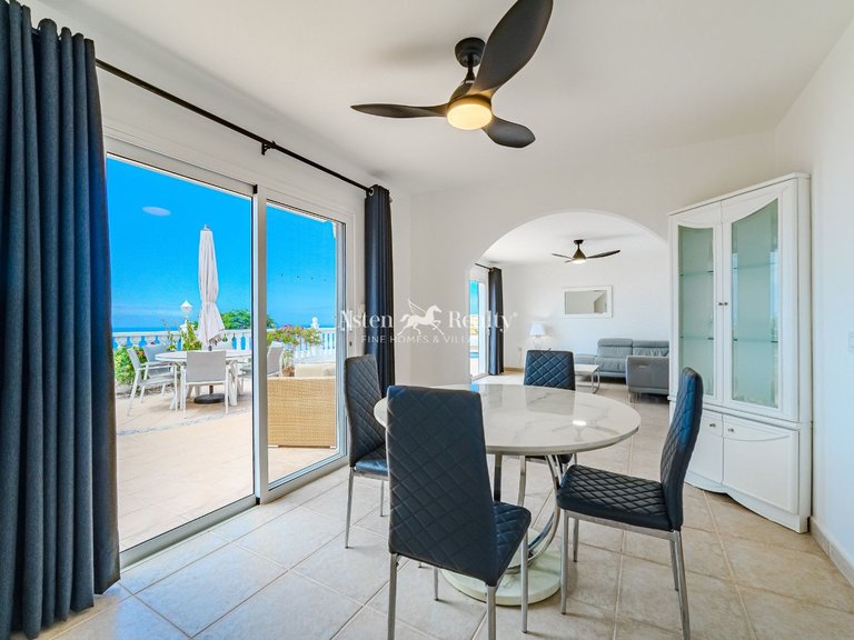 Villa for Sale in Puerto De Santiago, Tenerife 9