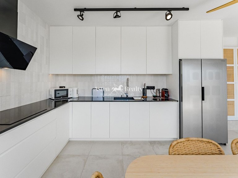 Villa for Sale in San Eugenio Alto, Tenerife 8