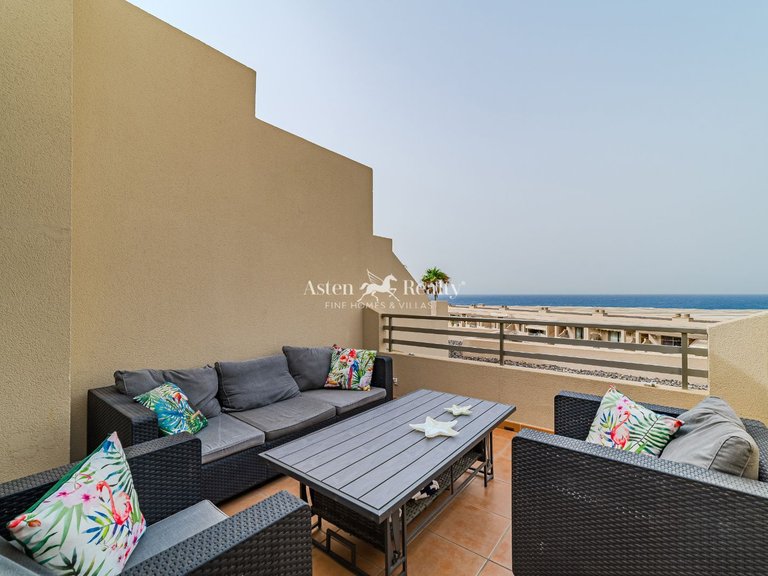 Penthouse for Sale in El Medano, Tenerife 10