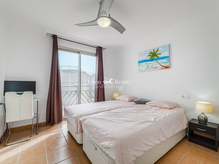 Penthouse for Sale in El Medano, Tenerife 18