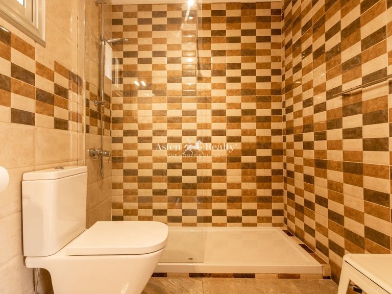 Apartment for Sale in Playa De Los Cristianos, Tenerife 15