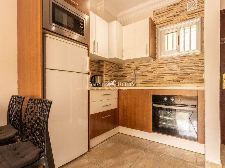 Apartment for Sale in Playa De Los Cristianos, Tenerife 5