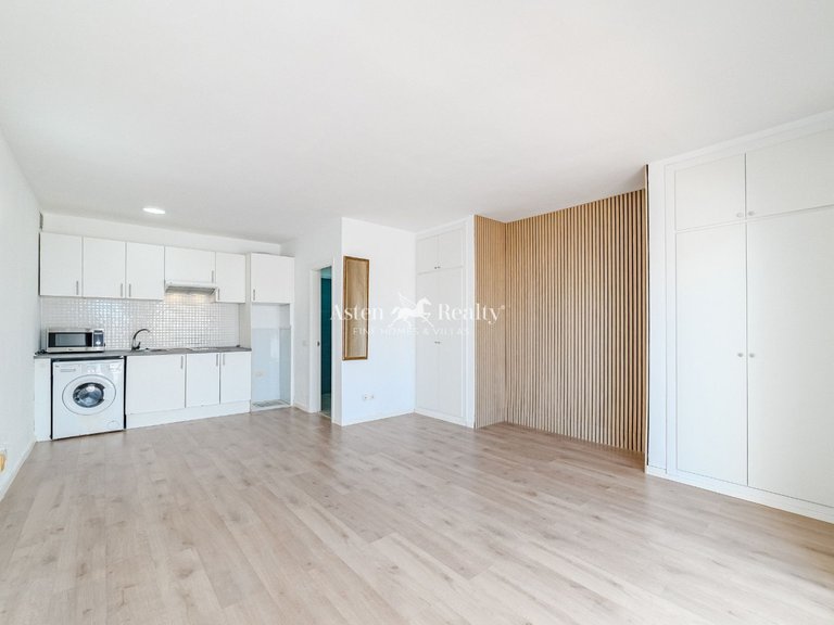Apartment for Sale in San Eugenio Alto, Tenerife 2
