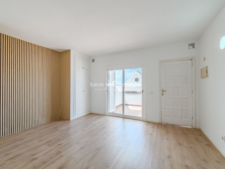 Apartment for Sale in San Eugenio Alto, Tenerife 4