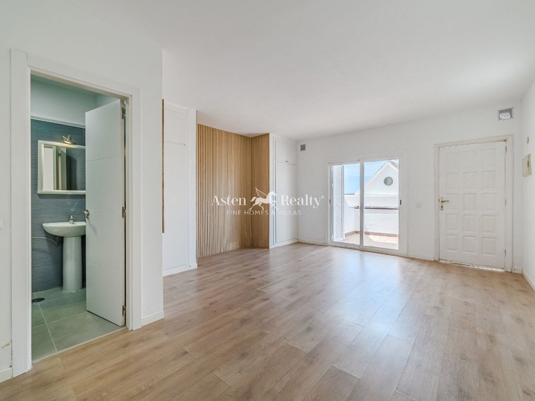 Apartment for Sale in San Eugenio Alto, Tenerife 10