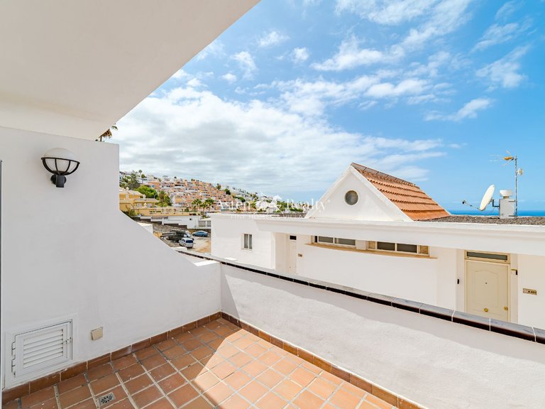 Apartment for Sale in San Eugenio Alto, Tenerife 12