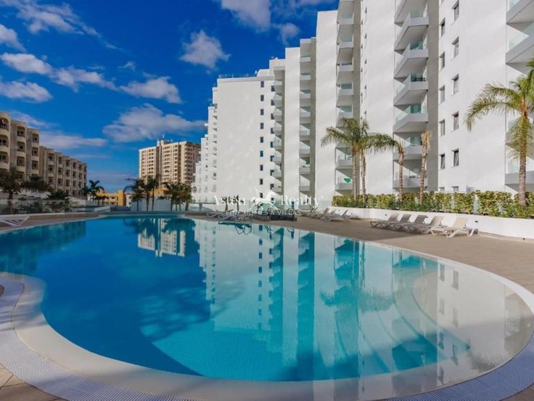 Apartment for Sale in Playa Paraíso, Tenerife 1