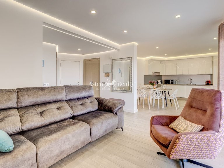 Apartment for Sale in Playa Paraíso, Tenerife 7