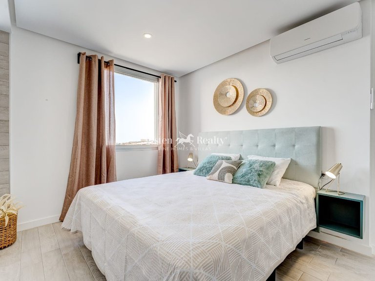 Apartment for Sale in Playa Paraíso, Tenerife 14