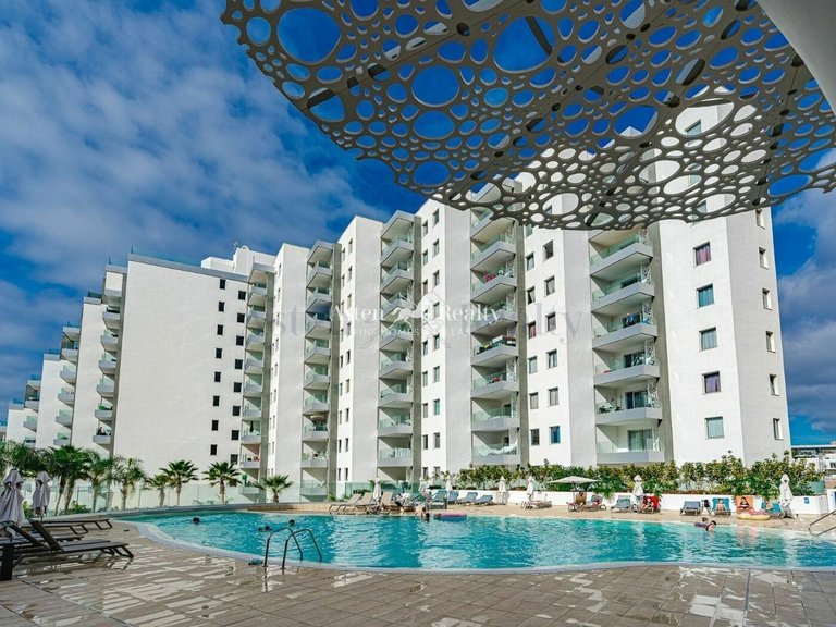 Apartment for Sale in Playa Paraíso, Tenerife 25