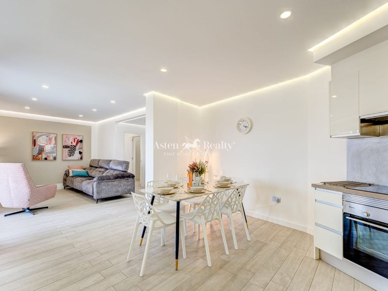 Apartment for Sale in Playa Paraíso, Tenerife 5