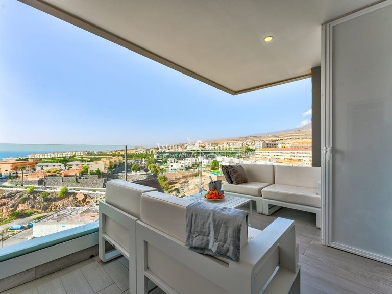 Apartment for Sale in Playa Paraíso, Tenerife 11