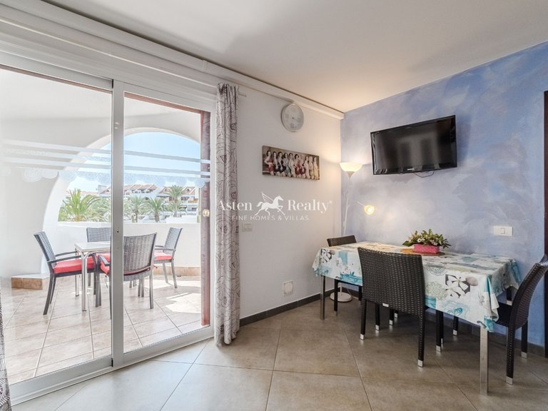 Apartment for Sale in Playa De Las Américas, Tenerife 5