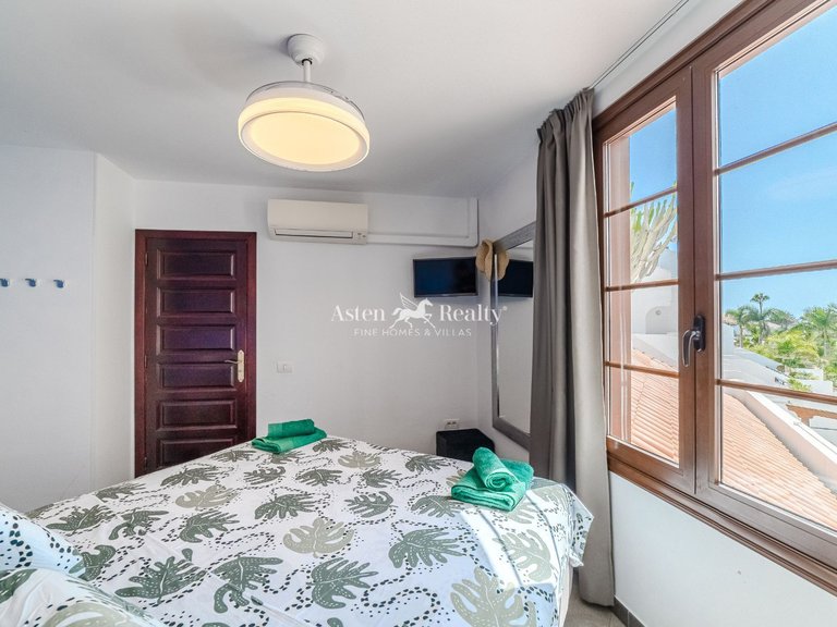 Apartment for Sale in Playa De Las Américas, Tenerife 12