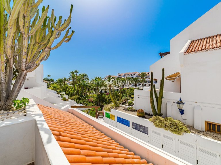 Apartment for Sale in Playa De Las Américas, Tenerife 16
