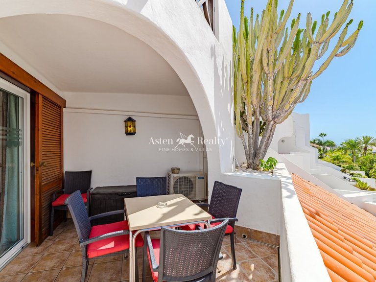 Apartment for Sale in Playa De Las Américas, Tenerife 9