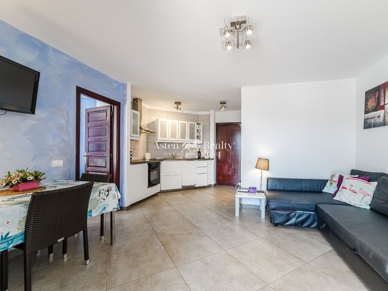 Apartment for Sale in Playa De Las Américas, Tenerife 4
