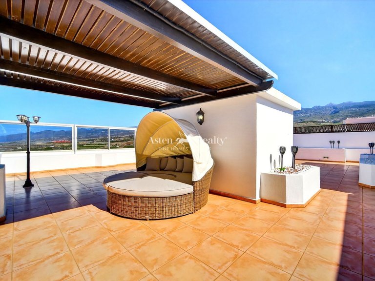 Penthouse for Sale in Adeje, Tenerife 23