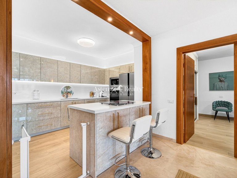 Penthouse for Sale in Adeje, Tenerife 9
