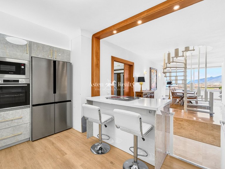 Penthouse for Sale in Adeje, Tenerife 10