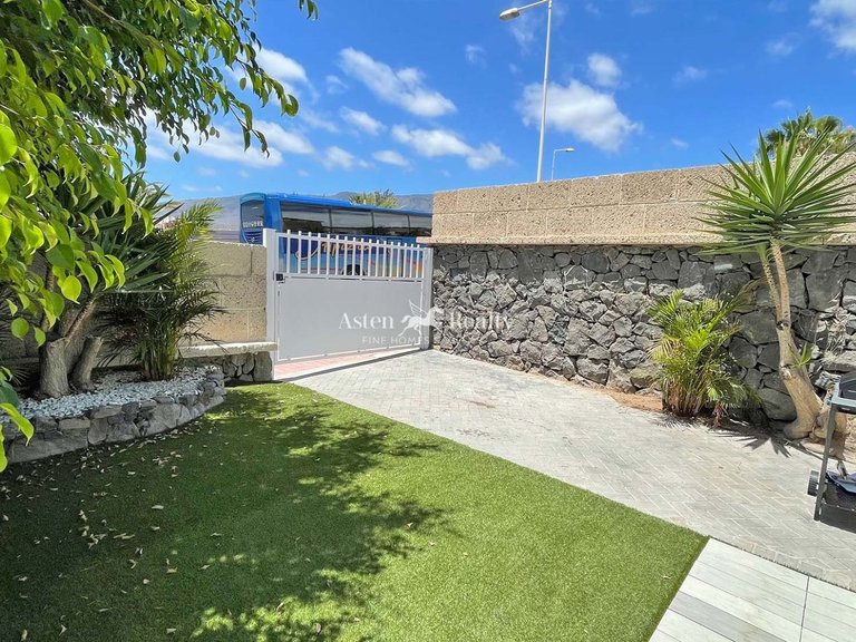Town House for Sale in Torviscas Alto, Tenerife 28