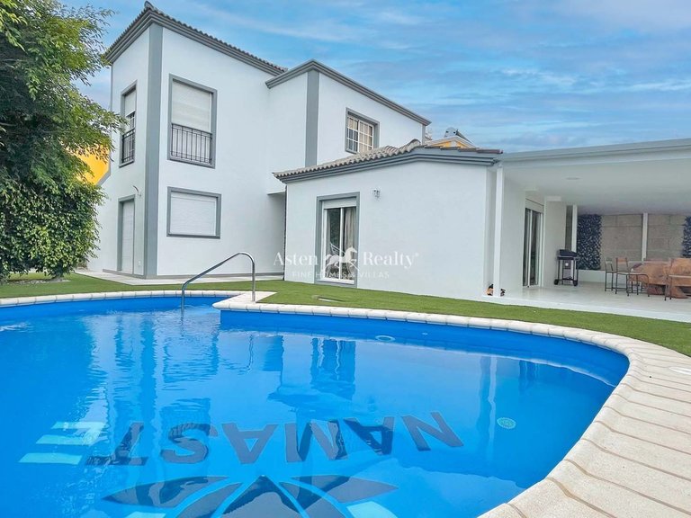 Town House for Sale in Torviscas Alto, Tenerife 1