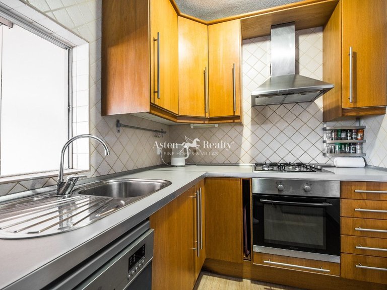 Penthouse for Sale in Playa De Los Cristianos, Tenerife 12