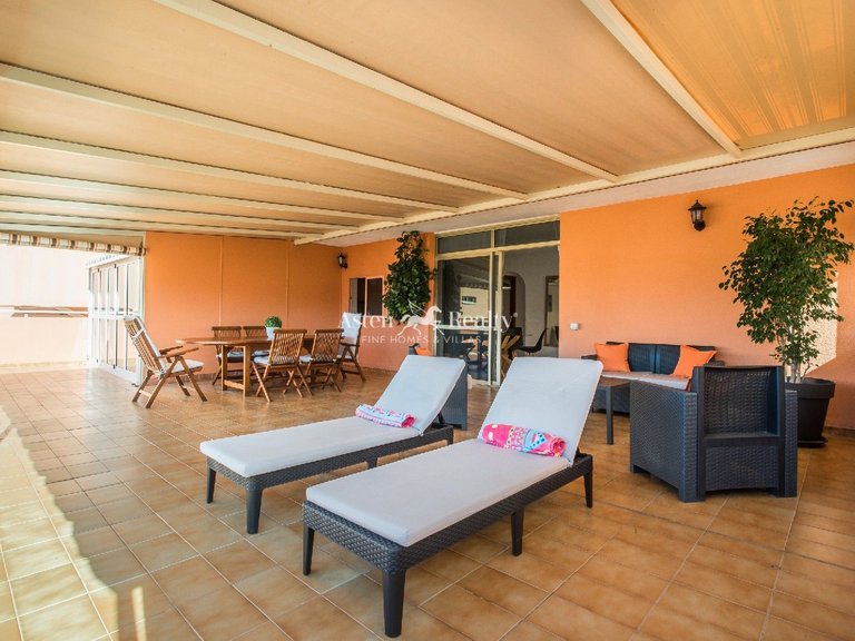 Penthouse for Sale in Playa De Los Cristianos, Tenerife 2