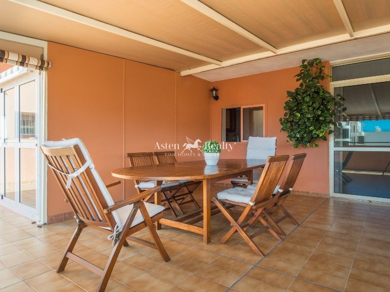 Penthouse for Sale in Playa De Los Cristianos, Tenerife 4