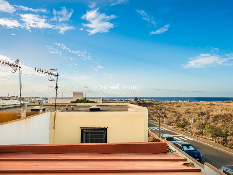 Villa for Sale in Las Galletas, Tenerife 15