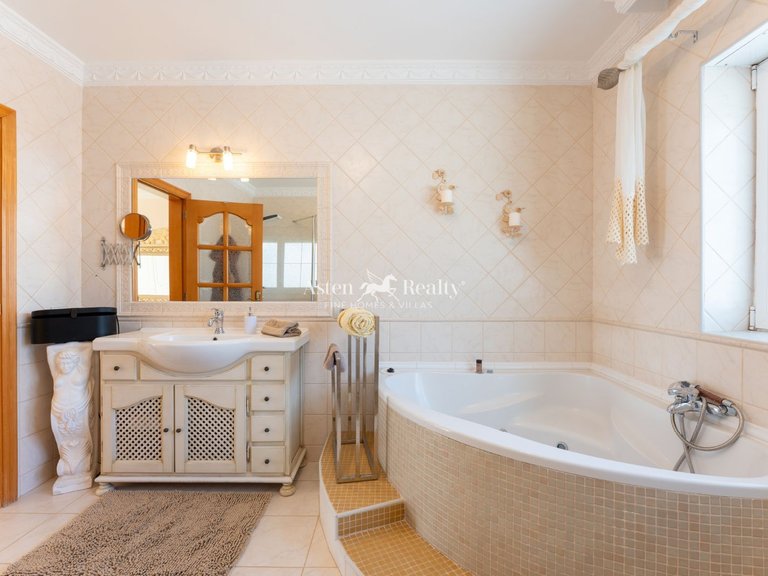 Villa for Sale in Adeje, Tenerife 15