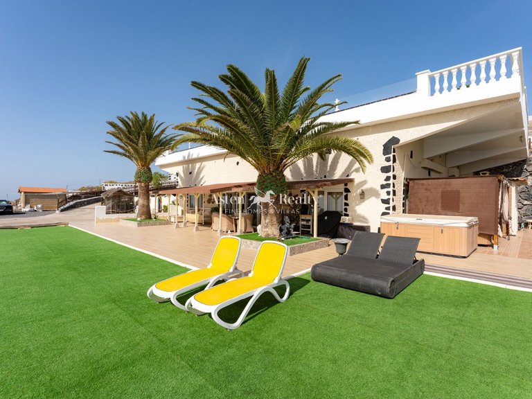 Villa for Sale in Adeje, Tenerife 34